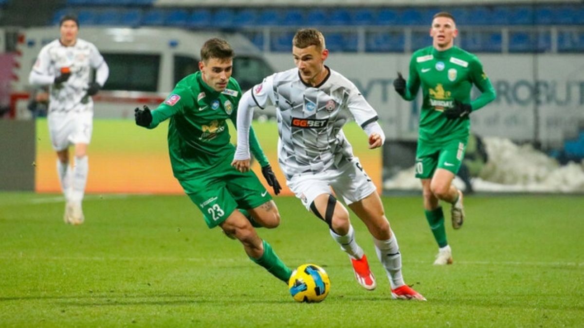 Карпаты Заря - результат, видео голов и обзор матча 30-го тура УПЛ 2024/2025 Карпаты Заря - результат, видео голов и обзор матча 30-го тура УПЛ 2024/2025