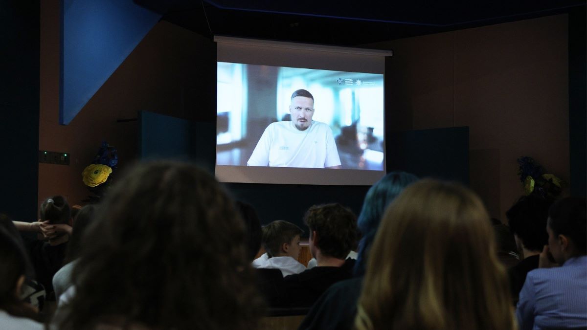 Усик звернувся до школярів через активність ФСБ Усик звернувся до школярів через активність ФСБ