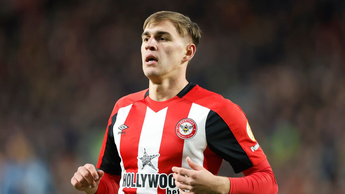 Єгор Ярмолюк підписав новий контракт з англійським Брентфордом Єгор Ярмолюк підписав новий контракт з англійським Брентфордом