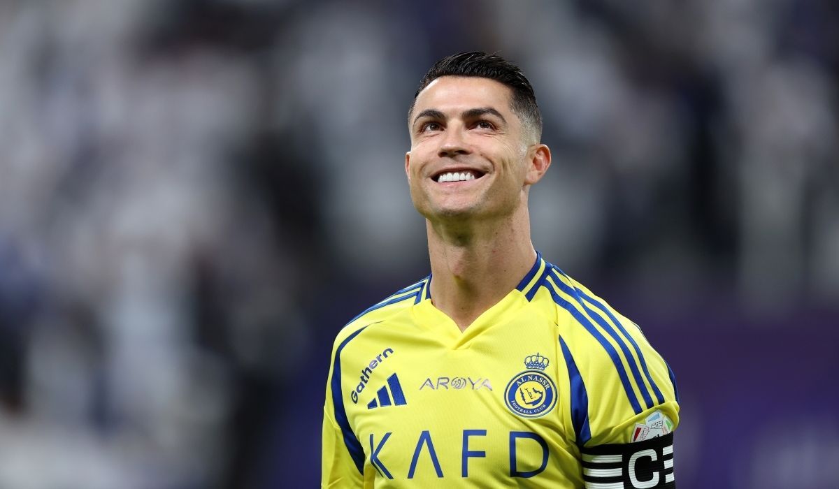 Криштиану Роналду - где продолжит карьеру португальский форвард Криштиану Роналду - где продолжит карьеру португальский форвард