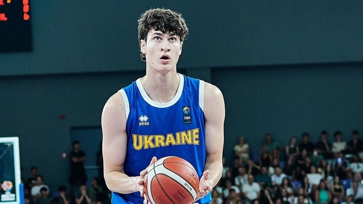 Максим Кличко розповів, чому обрав баскетбол, а не бокс Максим Кличко розповів, чому обрав баскетбол, а не бокс