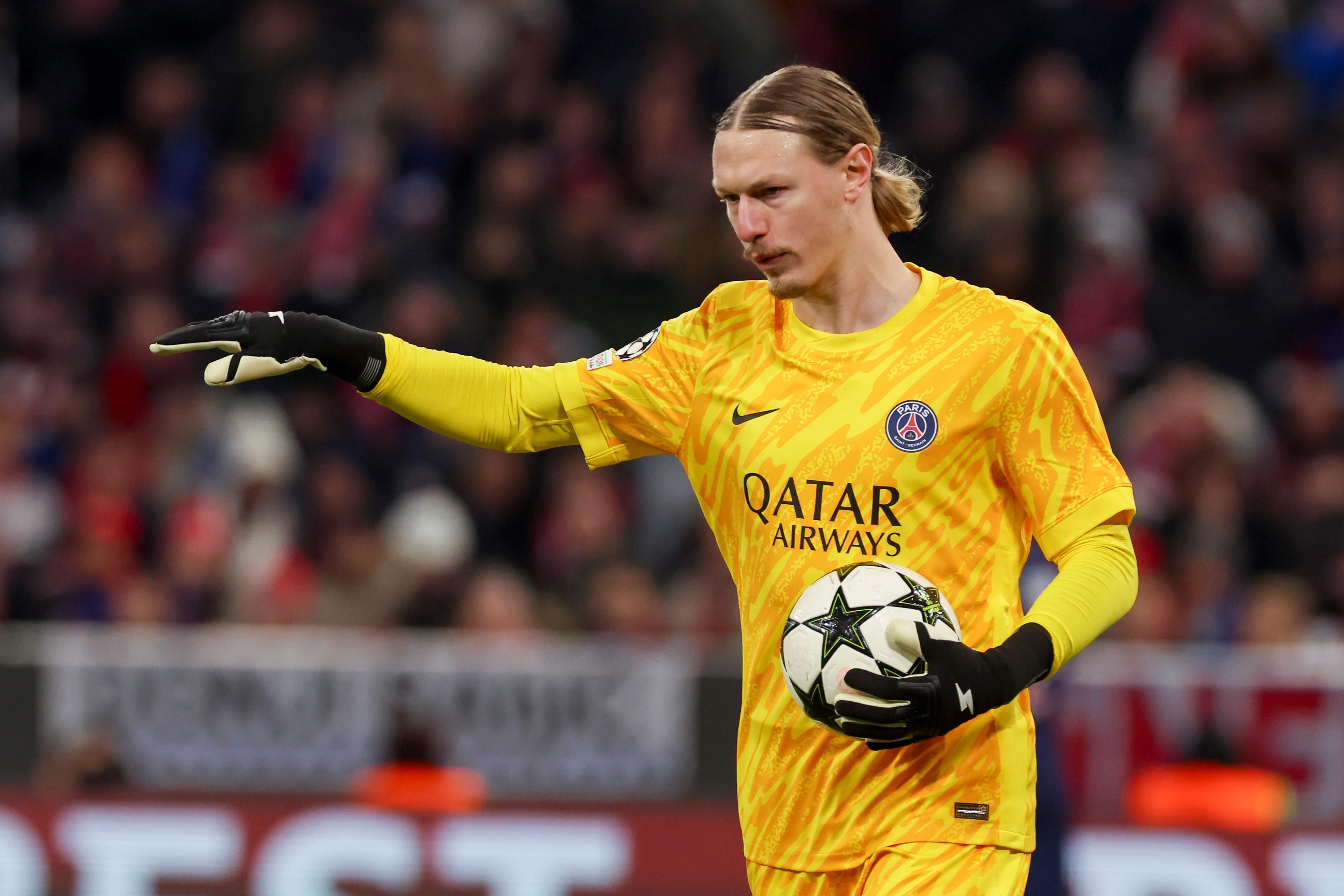 Россияне раскритиковали Сафонова Россияне раскритиковали Сафонова