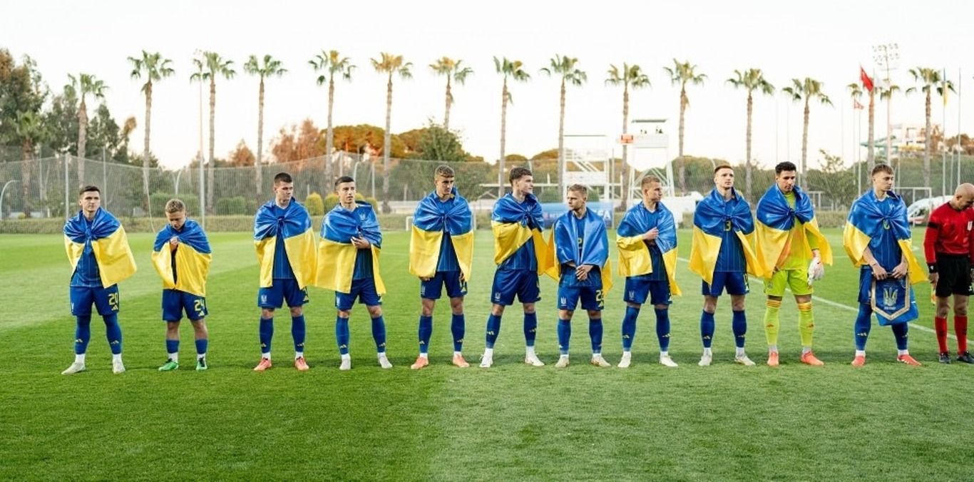 Молодіжна збірна України зіграла внічию із іспанцями Молодіжна збірна України зіграла внічию із іспанцями