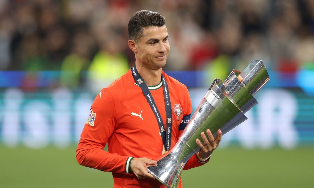 Криштиану Роналду - рекорды, достижения португальского форварда, интересные факты Криштиану Роналду - рекорды, достижения португальского форварда, интересные факты