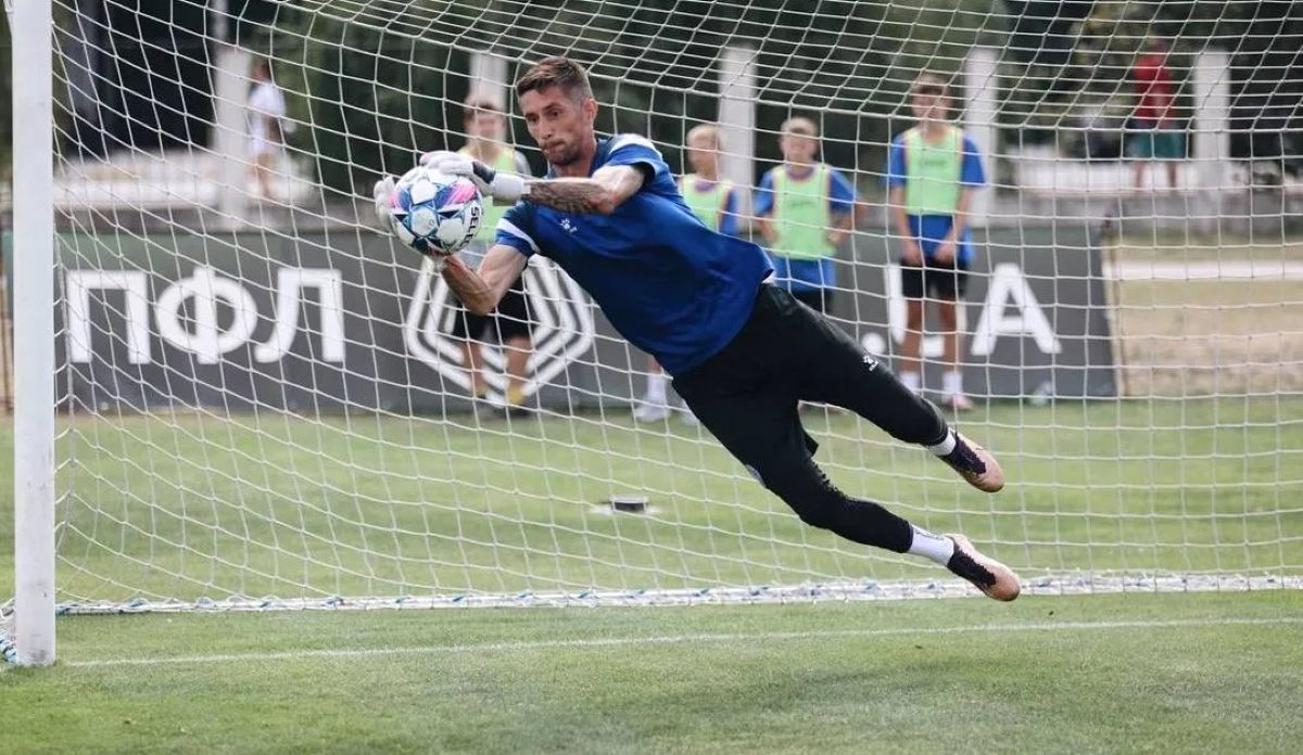 Антона Яшкова вигнали з Металурга через пісню про Володимира Путіна Антона Яшкова вигнали з Металурга через пісню про Володимира Путіна