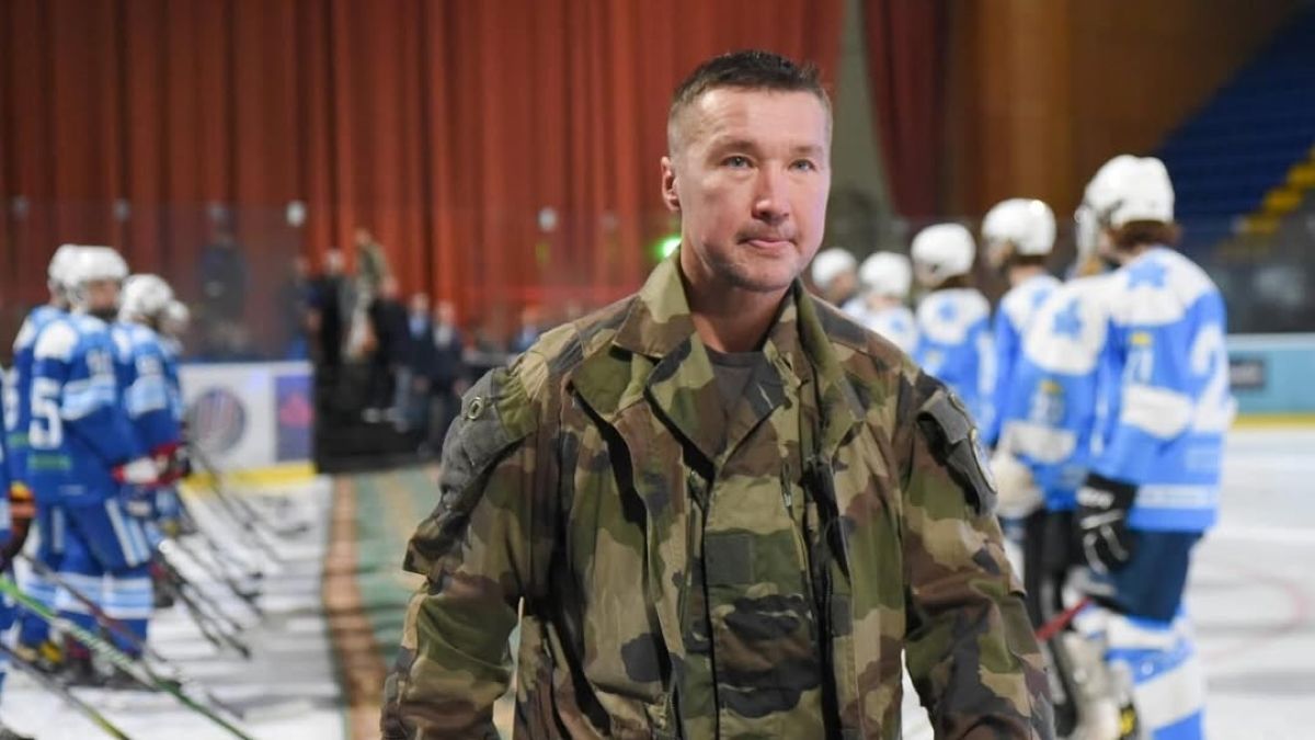 Война России с Украиной - экс-хоккеист Александр Матвийчук пришел в себя после ранения Война России с Украиной - экс-хоккеист Александр Матвийчук пришел в себя после ранения