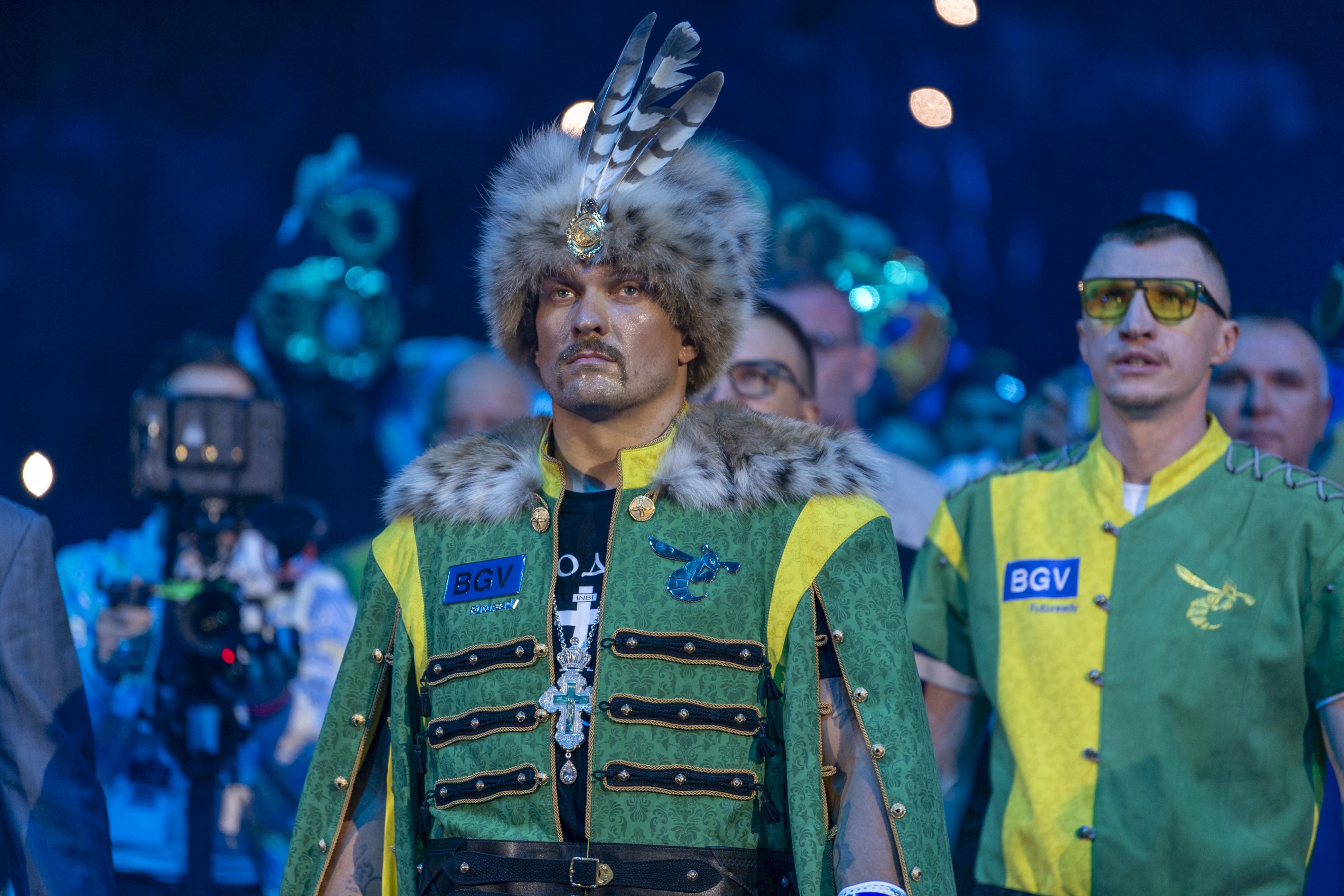 Усик про війну Росії з Україною - боксер висловився щодо впливу на розвиток кар'єри