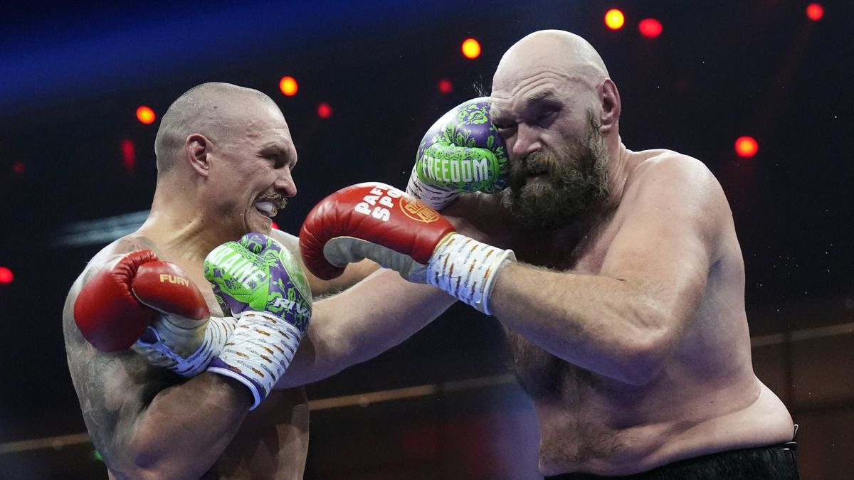 Реванш Усик - Дюбуа - Тайсон Ф'юрі оцінив силу удару українця Реванш Усик - Дюбуа - Тайсон Ф'юрі оцінив силу удару українця