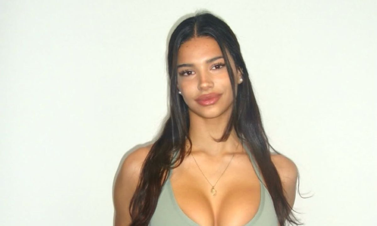 Киана Дюфур опубликовала откровенные фото - футболистка попозировала в бикини Киана Дюфур опубликовала откровенные фото - футболистка попозировала в бикини