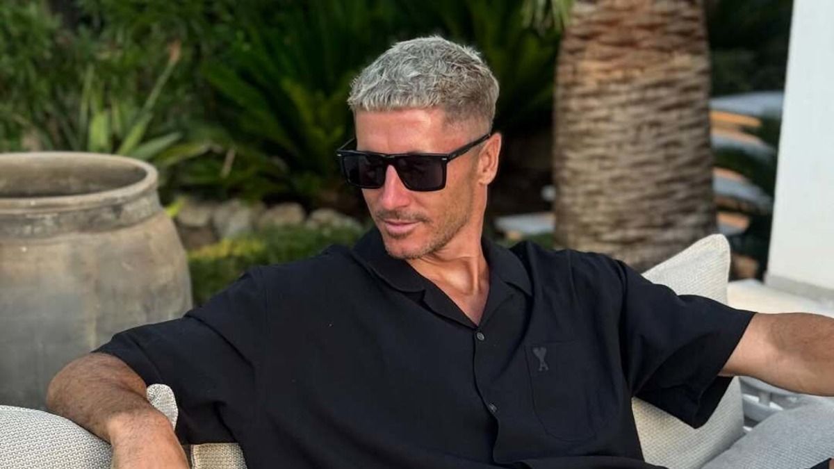 Роберт Левандовський змінив зачіску - як зараз виглядає форвард Барселони Роберт Левандовський змінив зачіску - як зараз виглядає форвард Барселони