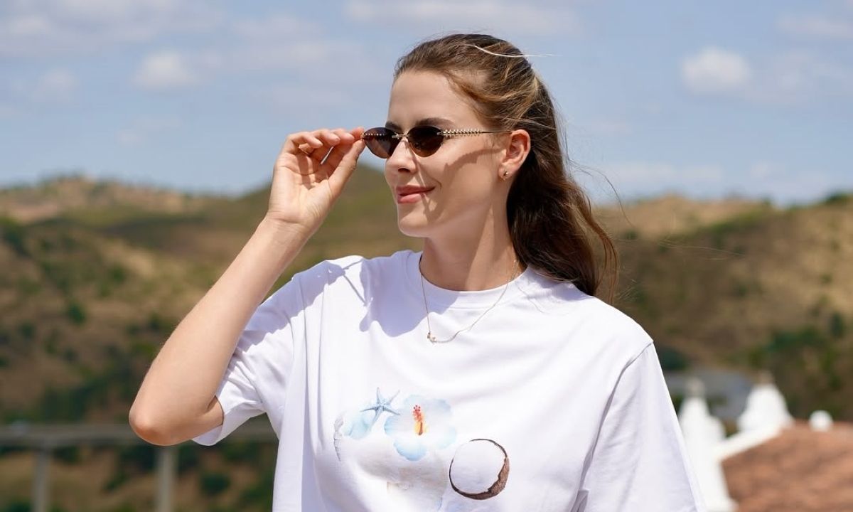 Магучих опубликовала видео с танцами, отреагировав на возвращение Время и Стекло Магучих опубликовала видео с танцами, отреагировав на возвращение Время и Стекло