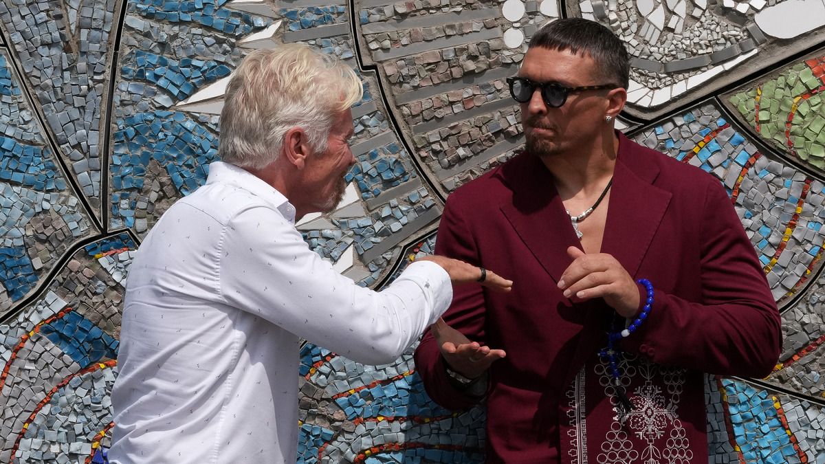 Реванш Усик Дюбуа - український боксер розповів про війну мільярдеру Бренсону Реванш Усик Дюбуа - український боксер розповів про війну мільярдеру Бренсону