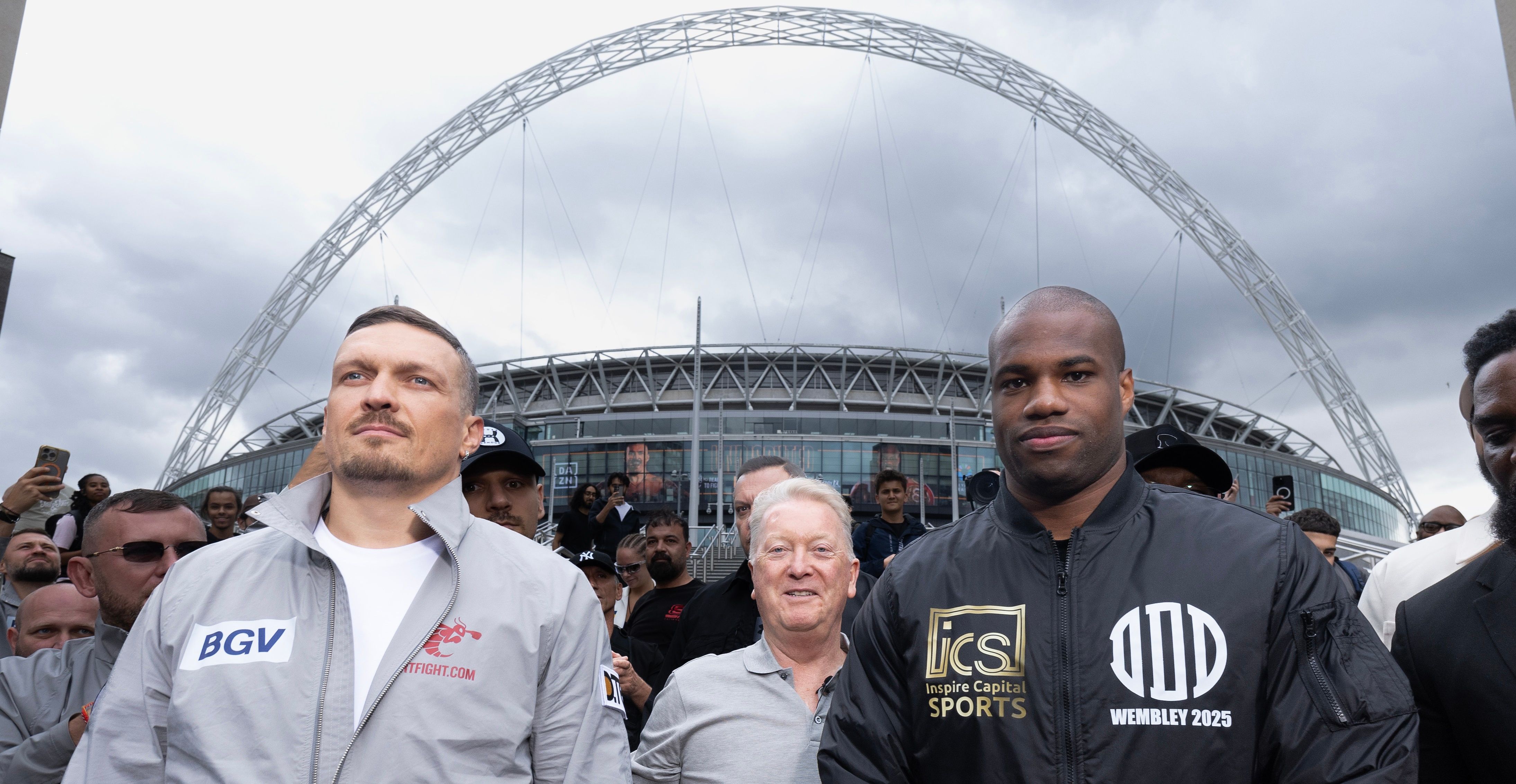 Усик Дюбуа 2 - дуель поглядів Усик Дюбуа 2 - дуель поглядів