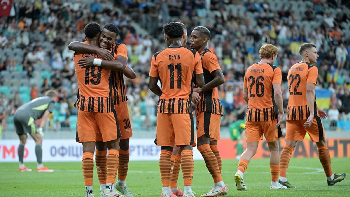 Бешикташ - Шахтер - где и когда смотреть матч 24 июля 2025 года Бешикташ - Шахтер - где и когда смотреть матч 24 июля 2025 года