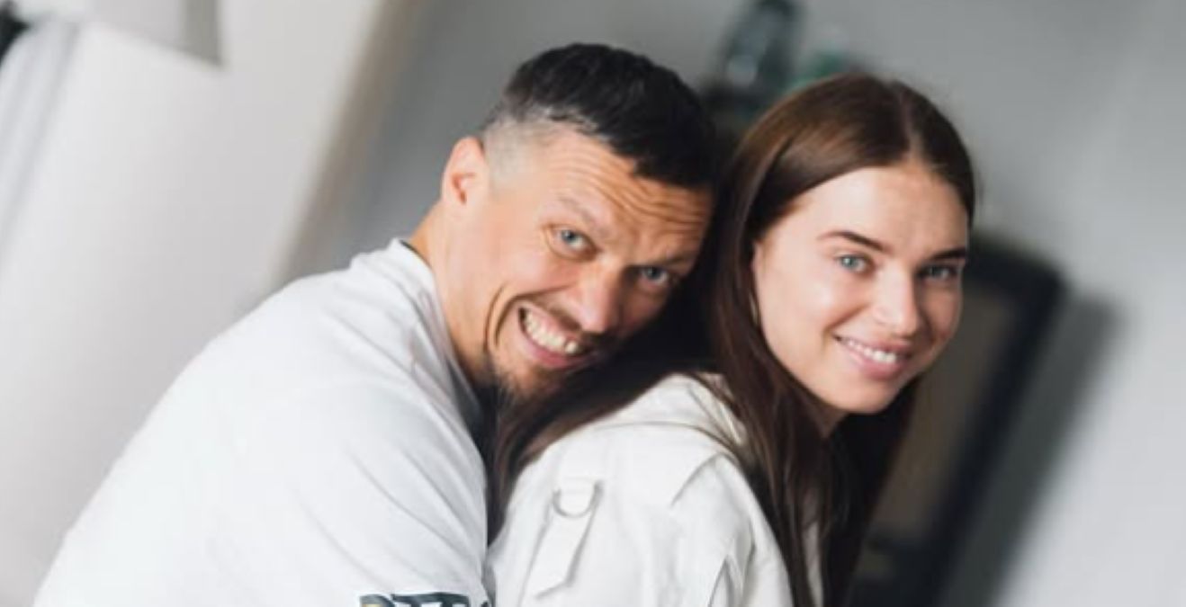 Усик з дружиною на відпочинку Усик з дружиною на відпочинку