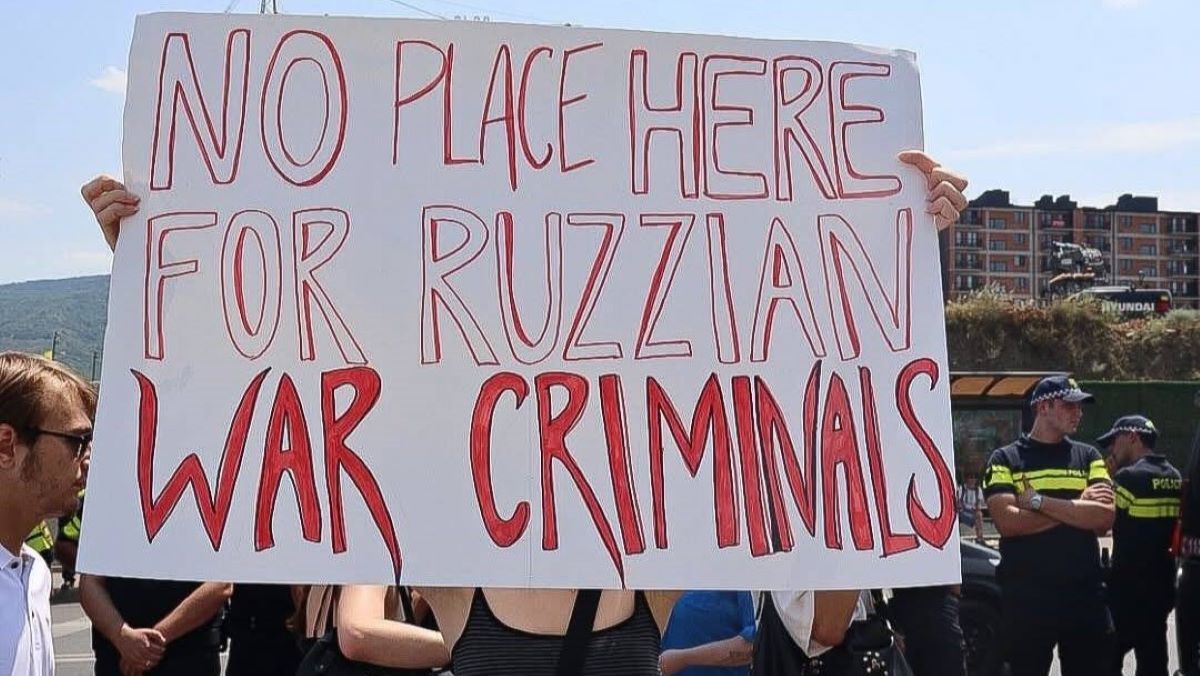 Фанатов выгнали с арены на ЧМ по фехтованию из-за протеста