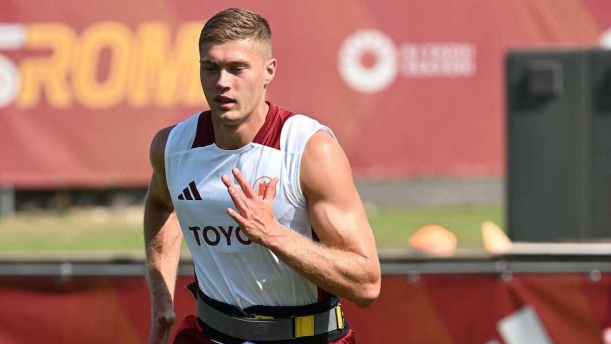 Артем Довбик покине Рому - скільки клуб хоче заробити на трансфері футболіста Артем Довбик покине Рому - скільки клуб хоче заробити на трансфері футболіста