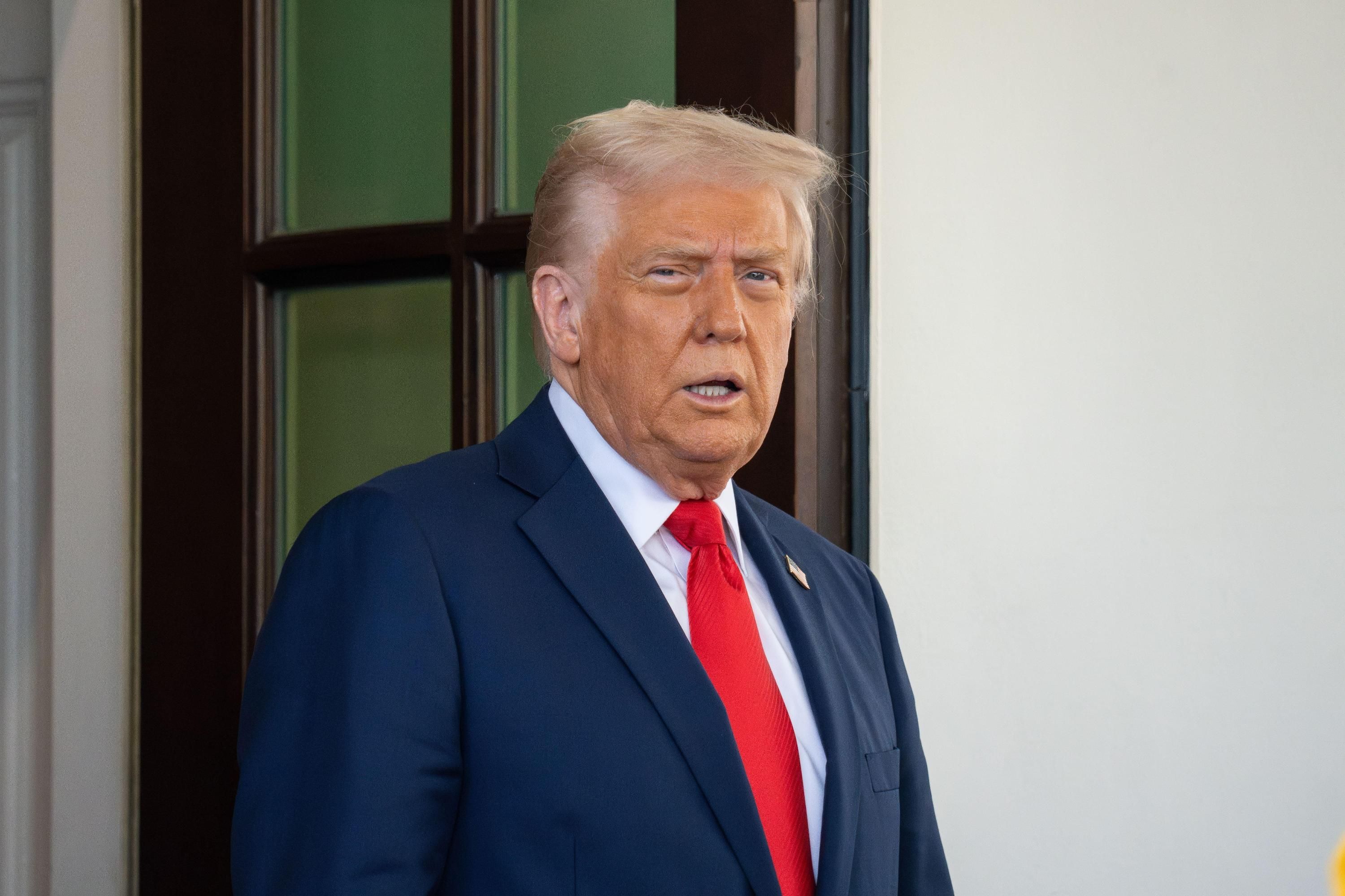 Трамп хоче заборонити участь трансгендерам Трамп хоче заборонити участь трансгендерам