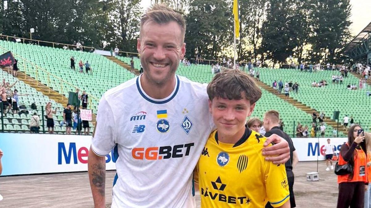 Олег Дзюринець сфотографувався з Ярмоленком - коментар наймолодшого гравця УПЛ