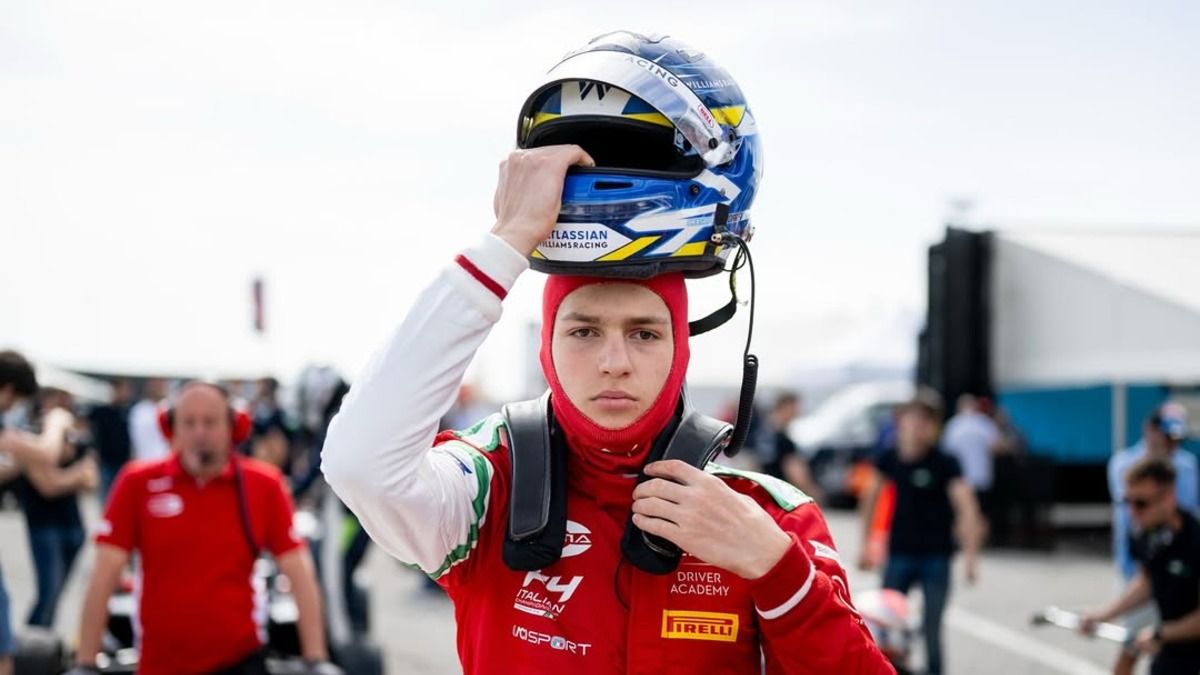 Олександр Бондарев розповів про мрію потрапити у Формулу-1 Олександр Бондарев розповів про мрію потрапити у Формулу-1