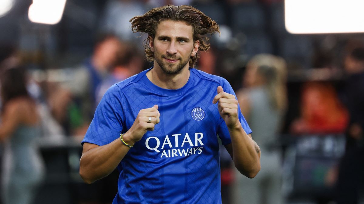 Какие украинские футболисты играли в Лиге 1 до Забарного Какие украинские футболисты играли в Лиге 1 до Забарного