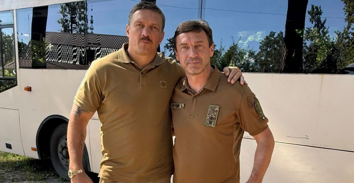 Александр Усик встретился с Владиславом Ващуком Александр Усик встретился с Владиславом Ващуком