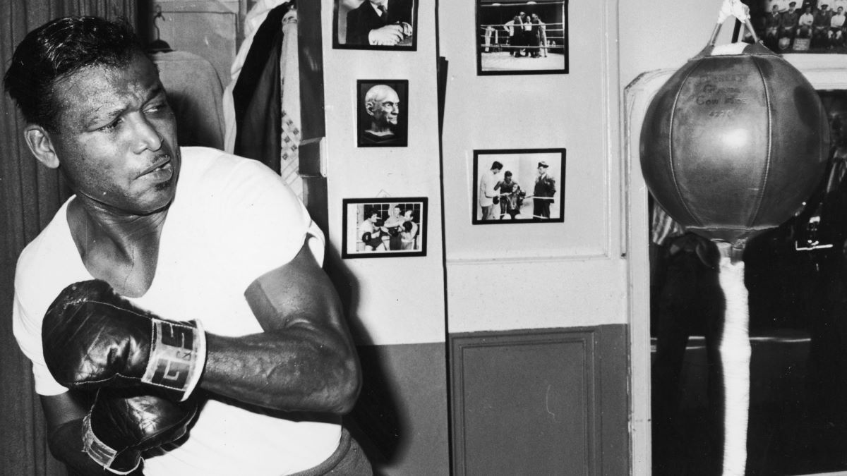 Де Ла Хойя назвал лучшего боксера в истории Де Ла Хойя назвал лучшего боксера в истории