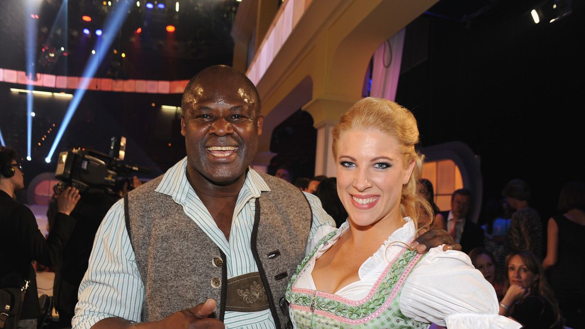 Помер Біко Ботовамунгу - що відомо про колишнього суперника Володимира Кличка Помер Біко Ботовамунгу - що відомо про колишнього суперника Володимира Кличка