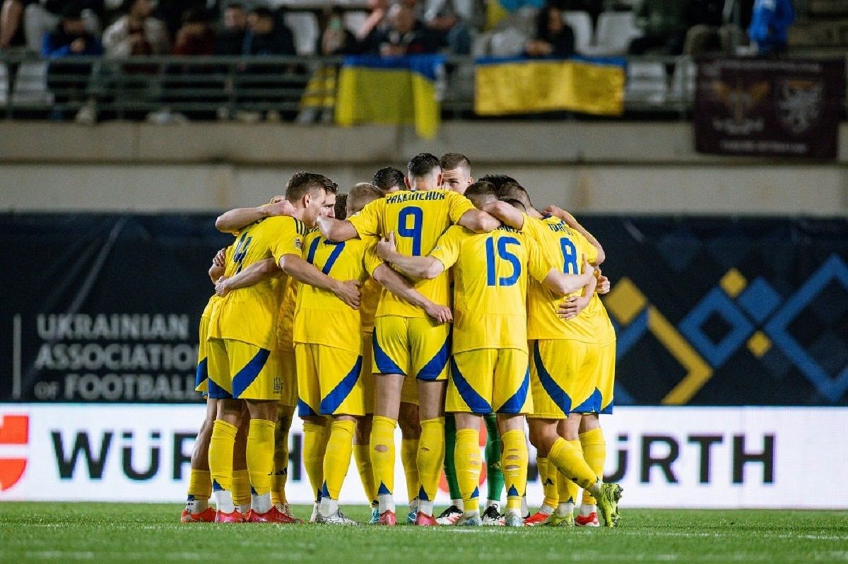 Украина в отборе на ЧМ-2026 по футболу - шансы занять 1 место, прогноз ИИ Украина в отборе на ЧМ-2026 по футболу - шансы занять 1 место, прогноз ИИ