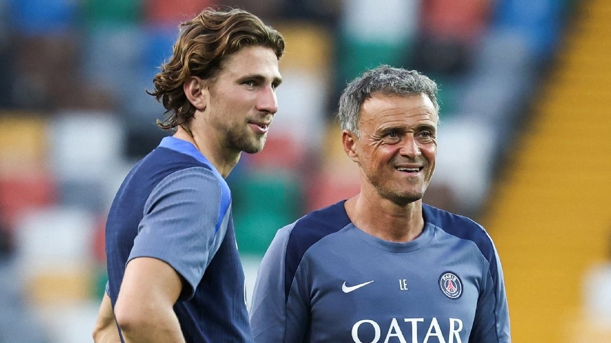 Луїс Енріке зламав ключицю після падіння з велосипеда - який стан тренера ПСЖ Луїс Енріке зламав ключицю після падіння з велосипеда - який стан тренера ПСЖ