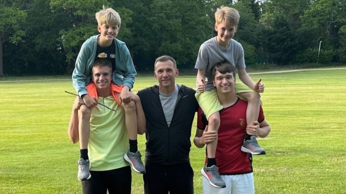 Сколько сыновей у Андрея Шевченка Сколько сыновей у Андрея Шевченка