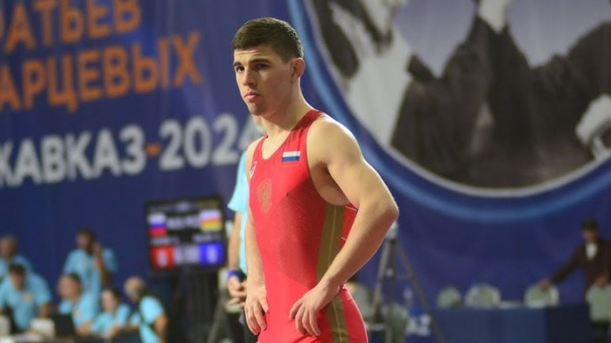 Борцу из России Алику Хадарцеву отказали в смене гражданства