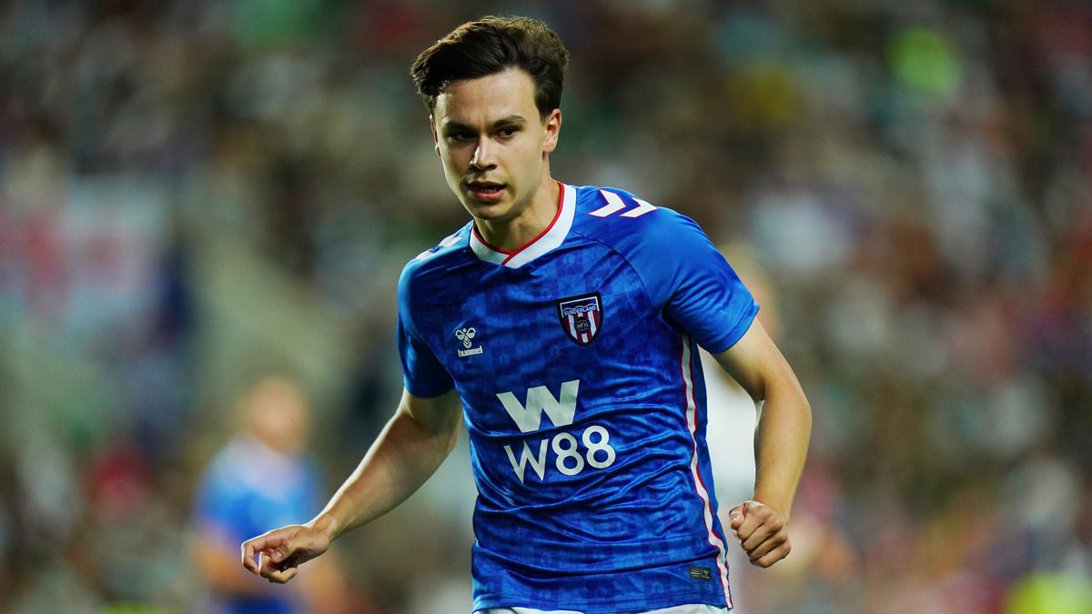 Тимур Тутєров завив два голи за Сандерленд U-21 в матчі з Бернлі - відео Тимур Тутєров завив два голи за Сандерленд U-21 в матчі з Бернлі - відео