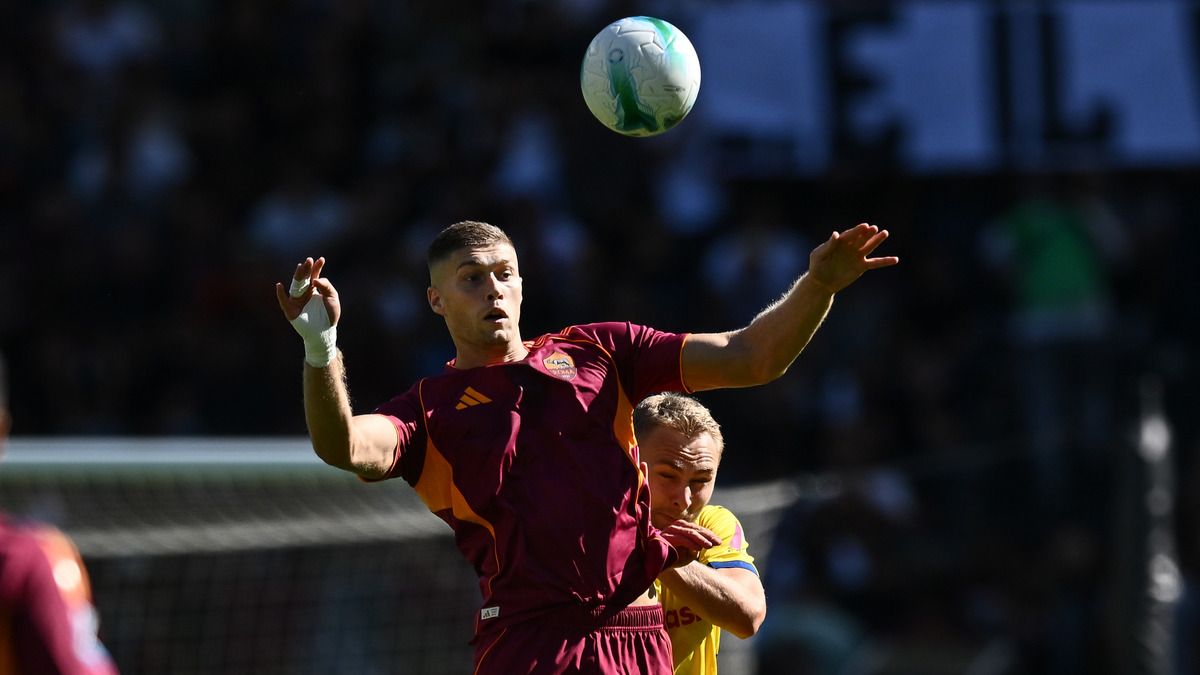 Рома - Верона - результат матчу Серії А, відео голу Артема Довбика Рома - Верона - результат матчу Серії А, відео голу Артема Довбика