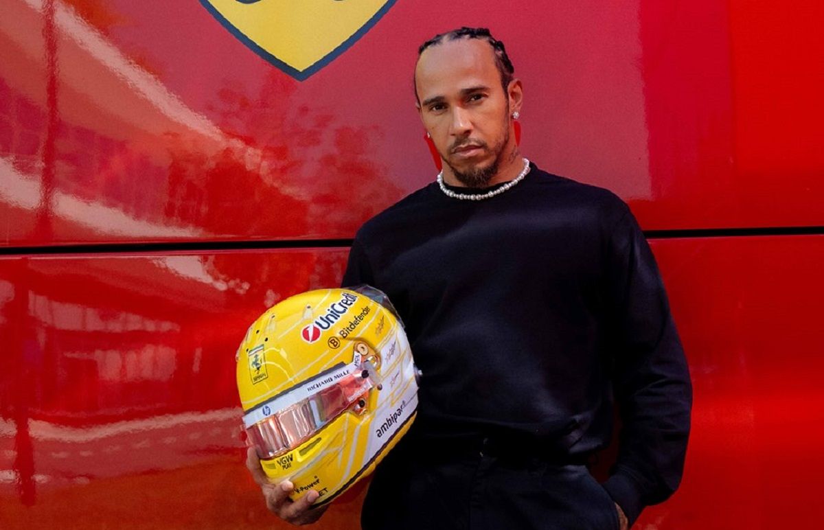 Льюис Хэмилтон сообщил о смерти собаки Роско - памятные фото и видео Льюис Хэмилтон сообщил о смерти собаки Роско - памятные фото и видео