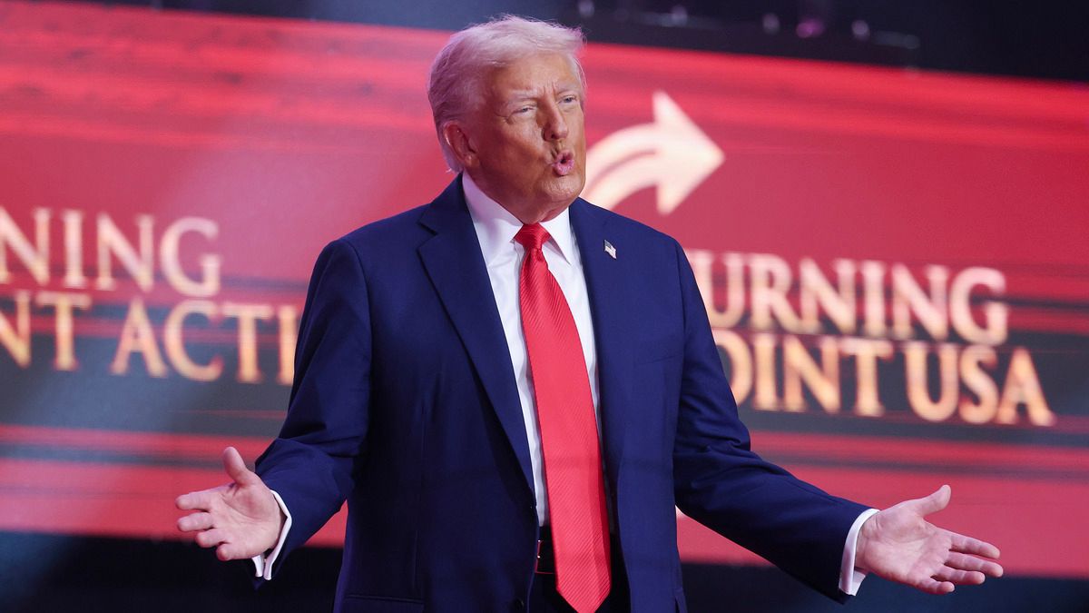 Трамп назвал дату боя ММА в Белом доме Трамп назвал дату боя ММА в Белом доме