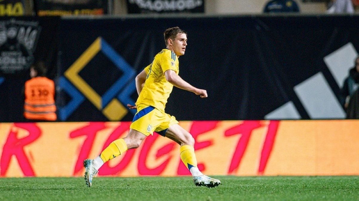 За какую сумму Брентфорд готов продать Ярмолюка За какую сумму Брентфорд готов продать Ярмолюка