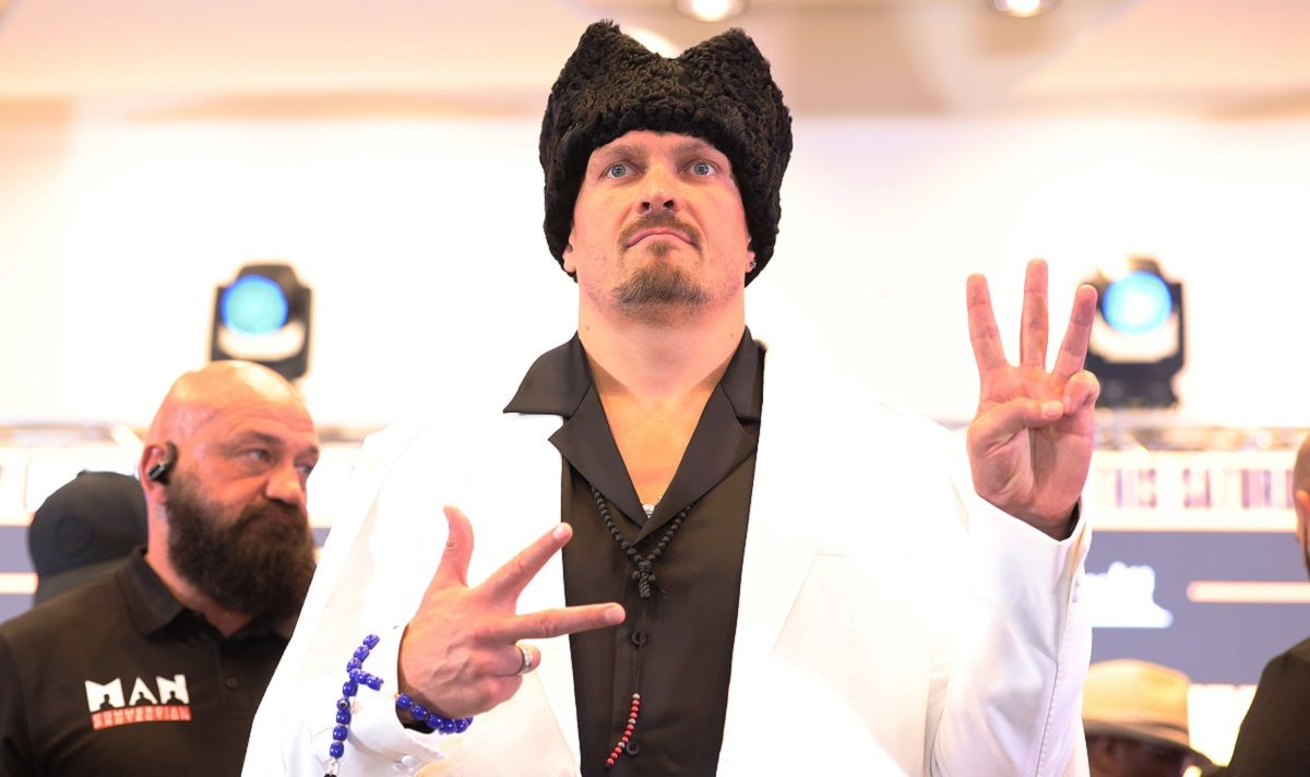 Олександр Усик розповів, чи розпочне політичну кар'єру Олександр Усик розповів, чи розпочне політичну кар'єру