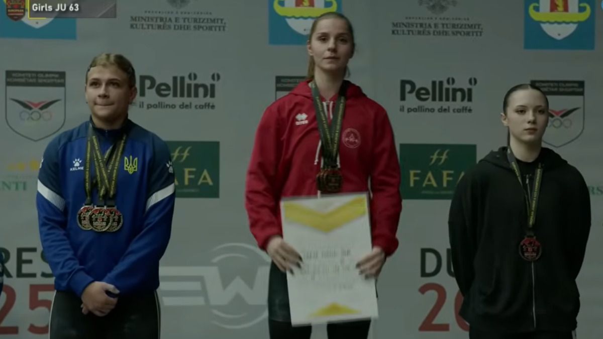 Українські штангістки відмовилися від спільного фото з росіянкою на ЧЄ-2025 Українські штангістки відмовилися від спільного фото з росіянкою на ЧЄ-2025