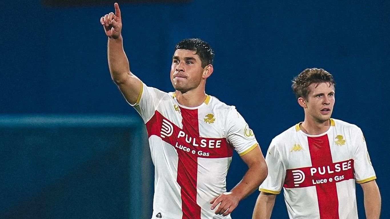 Руслан Малиновский забил в ворота Сассуоло Руслан Малиновский забил в ворота Сассуоло