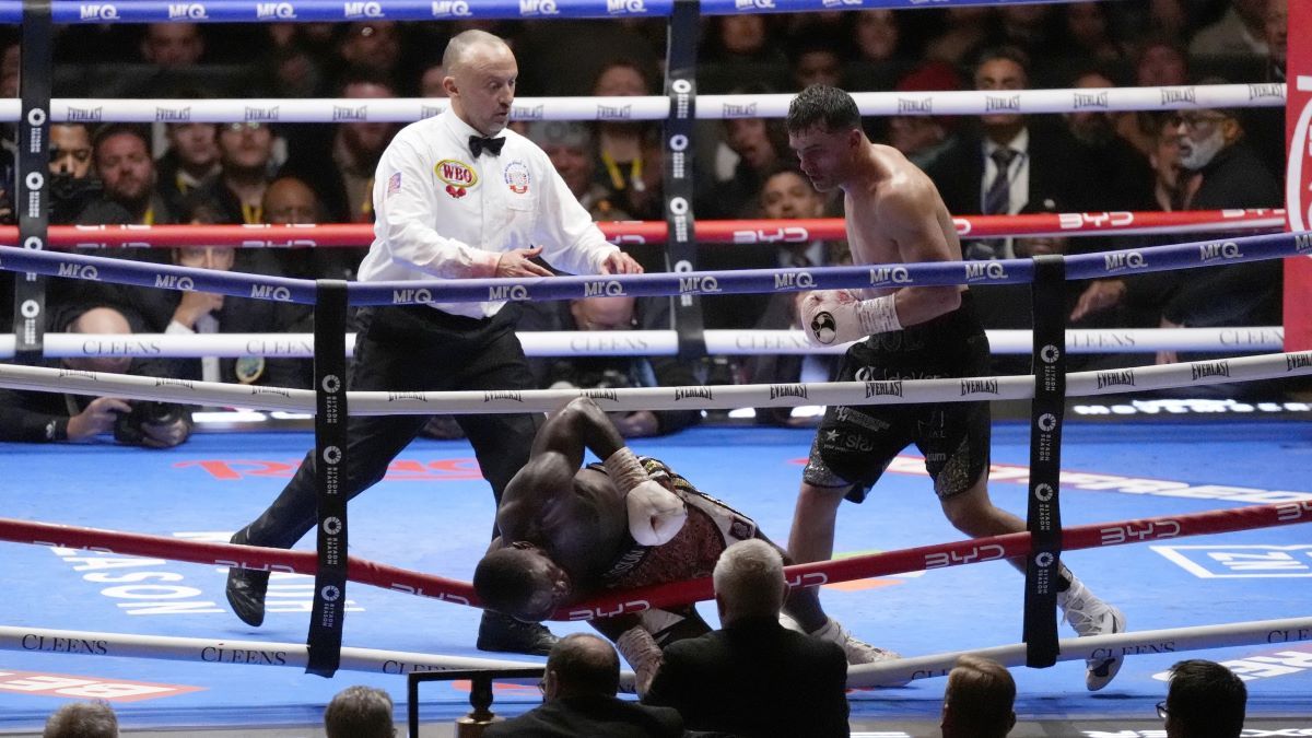 Кеттеролл жорстко нокаутував Ессумана Кеттеролл жорстко нокаутував Ессумана