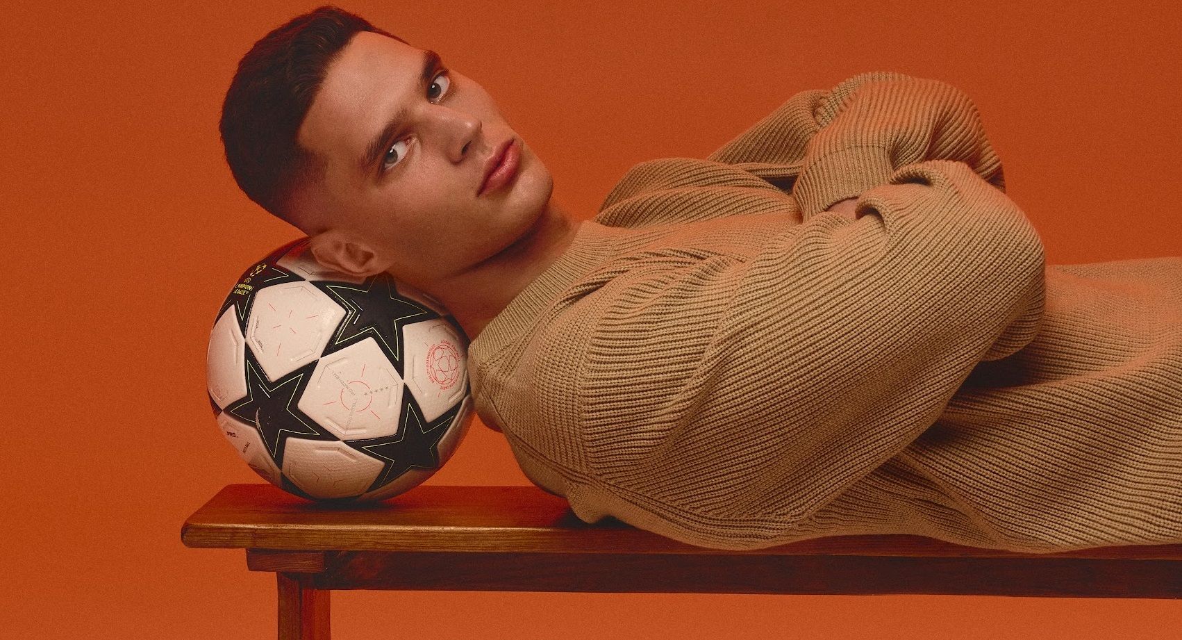 Георгій Судаков провів челендж із Олексієм Середою Георгій Судаков провів челендж із Олексієм Середою