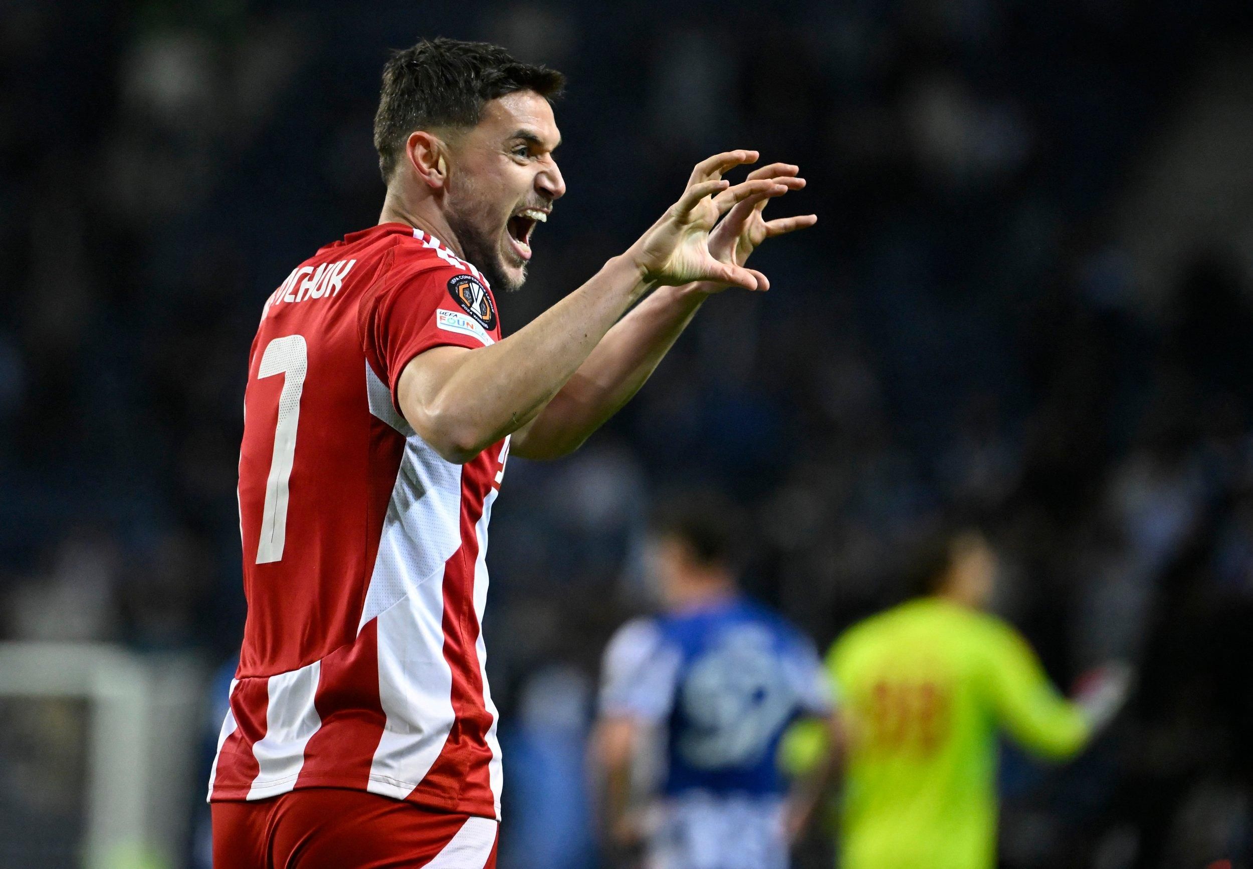 Роман Яремчук забил в матче Элиас Сиру – Олимпиакос в Кубке Греции Роман Яремчук забил в матче Элиас Сиру – Олимпиакос в Кубке Греции