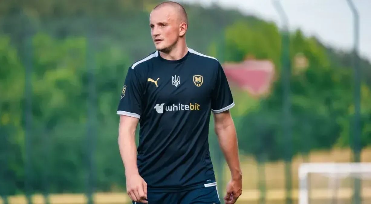 Василий Кравец с семьей попал в ДТП - что известно об аварии с участием футболиста