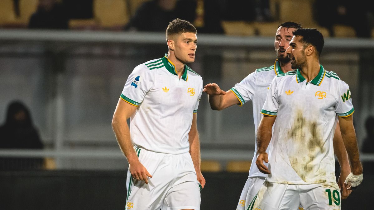 Лечче Рома - видео гола Довбика, результат матча 19 тура Серии А