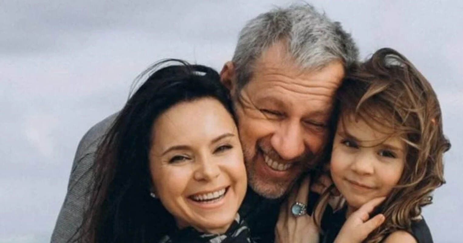 Лілія Подкопаєва з чоловіком та донькою