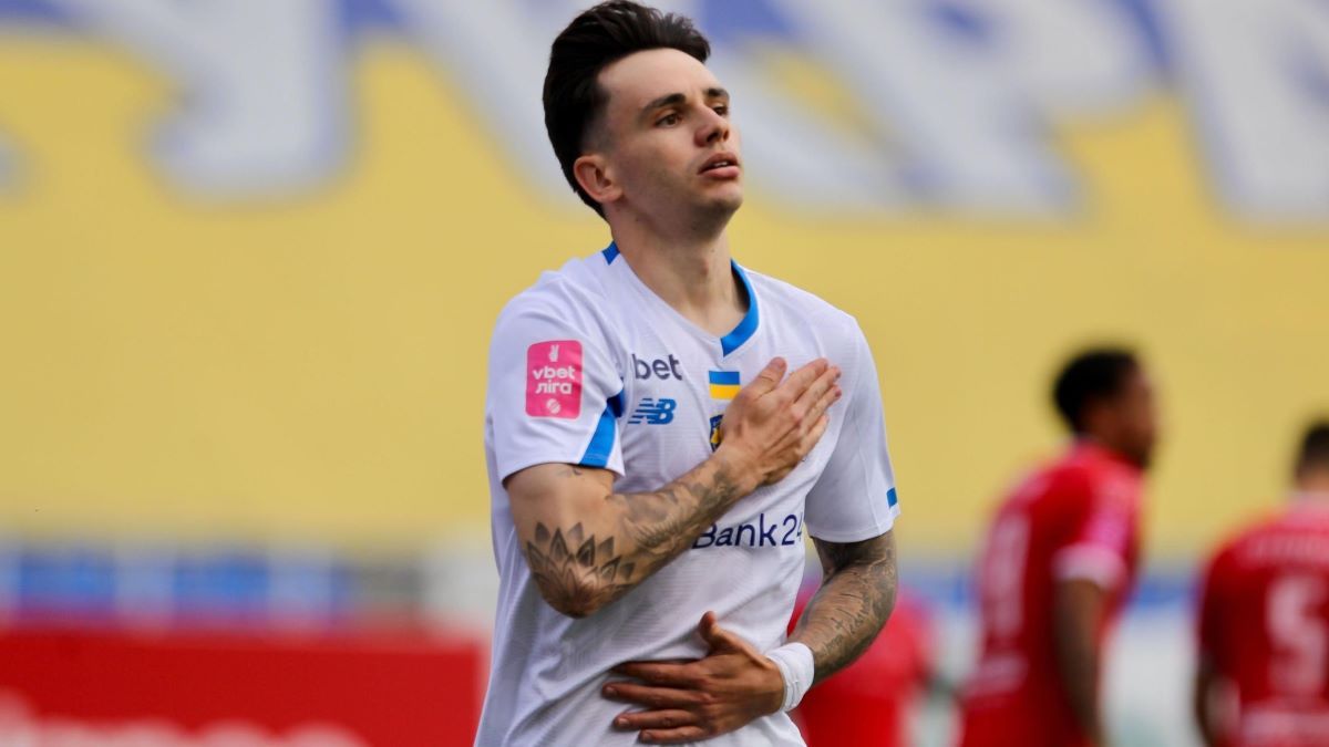 Шапаренко продовжив контракт з Динамо