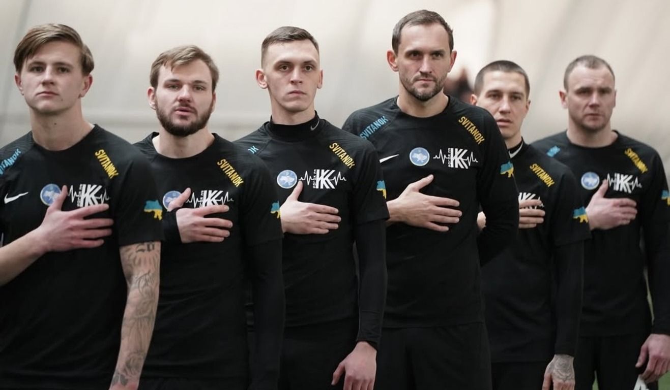 Колос-2 втратив кількох гравців