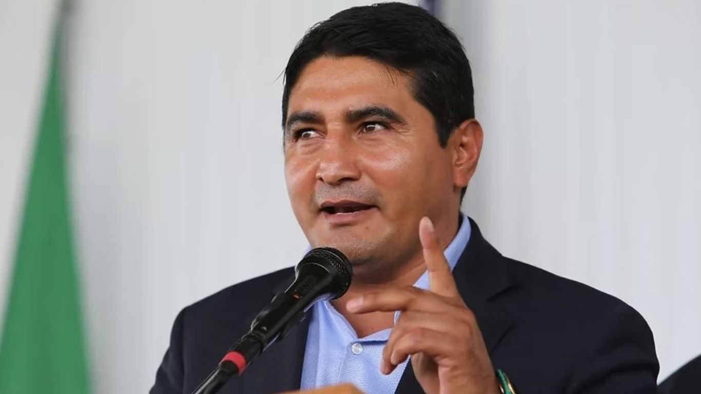 Ерік Моралес потрапив у скандал