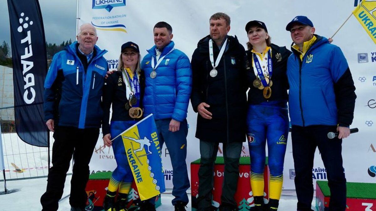 Украинские биатлонисты с "серебром" чемпионата мира Украинские биатлонисты с "серебром" чемпионата мира